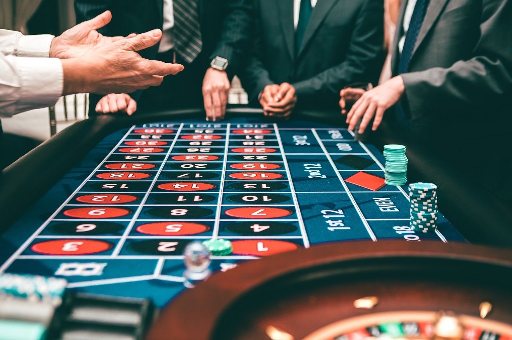 Top 5 Patterns in Online Casino Gaming in The UK for 2020