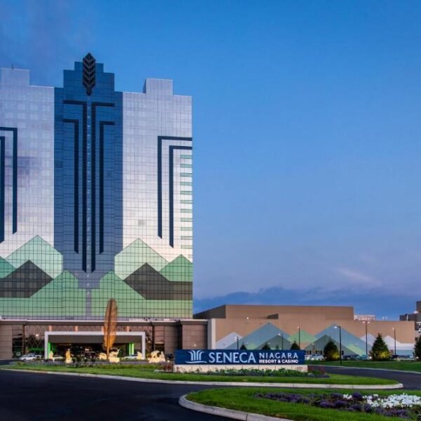 Seneca Niagara Casino: Where Entertainment, Luxury