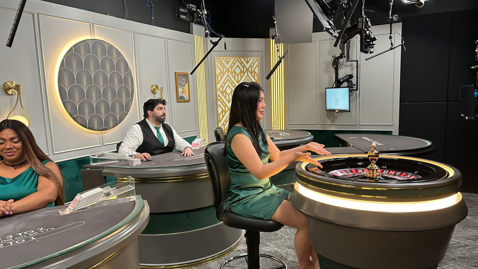 Best live streaming casinos 2025