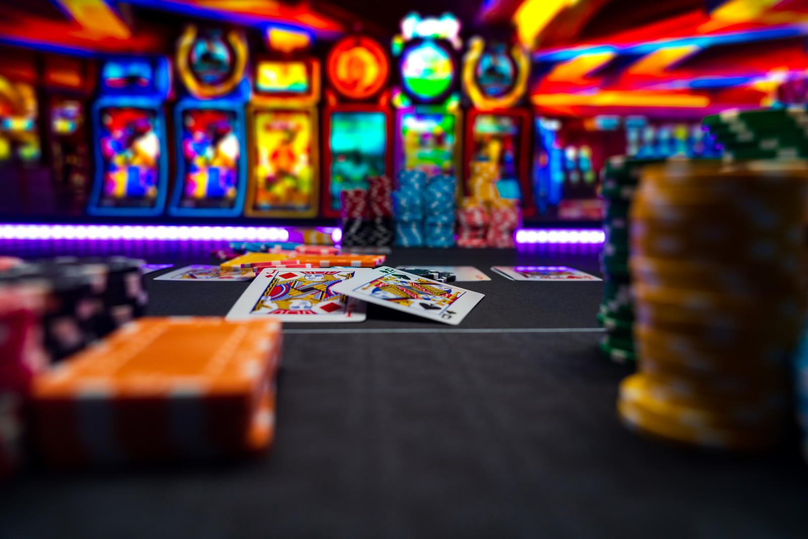 Free Slots And Poker